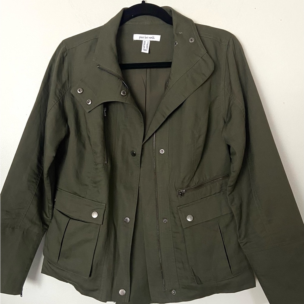 Peace Love World Women’s Army Green hi-low hem size 4
